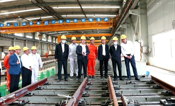 中國中鐵總工程師孔遁調研中鐵山橋