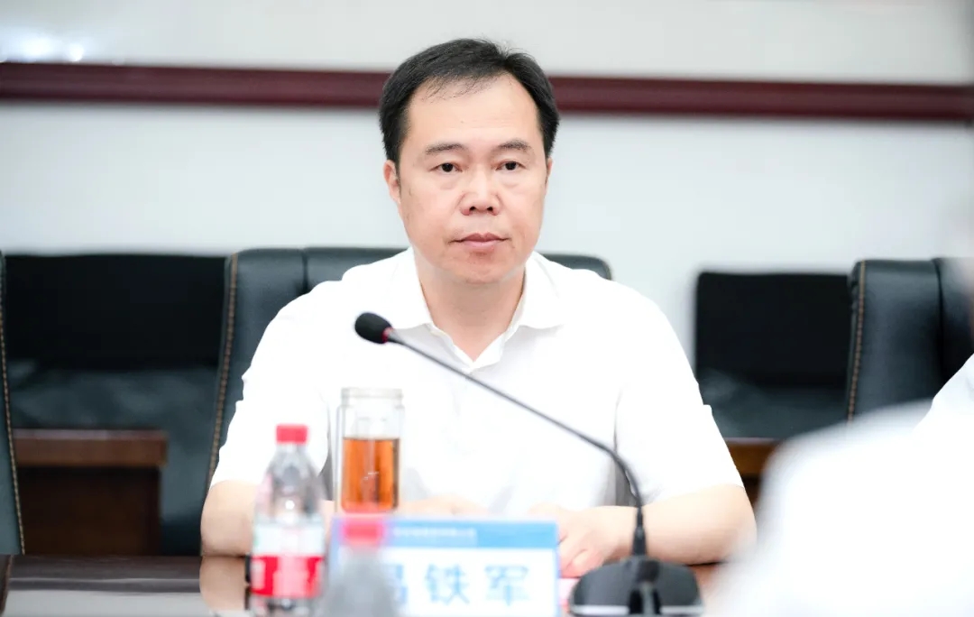 中鐵裝備與南昌軌道簽署合作協(xié)議 中鐵裝備與南昌軌道簽署合作協(xié)議