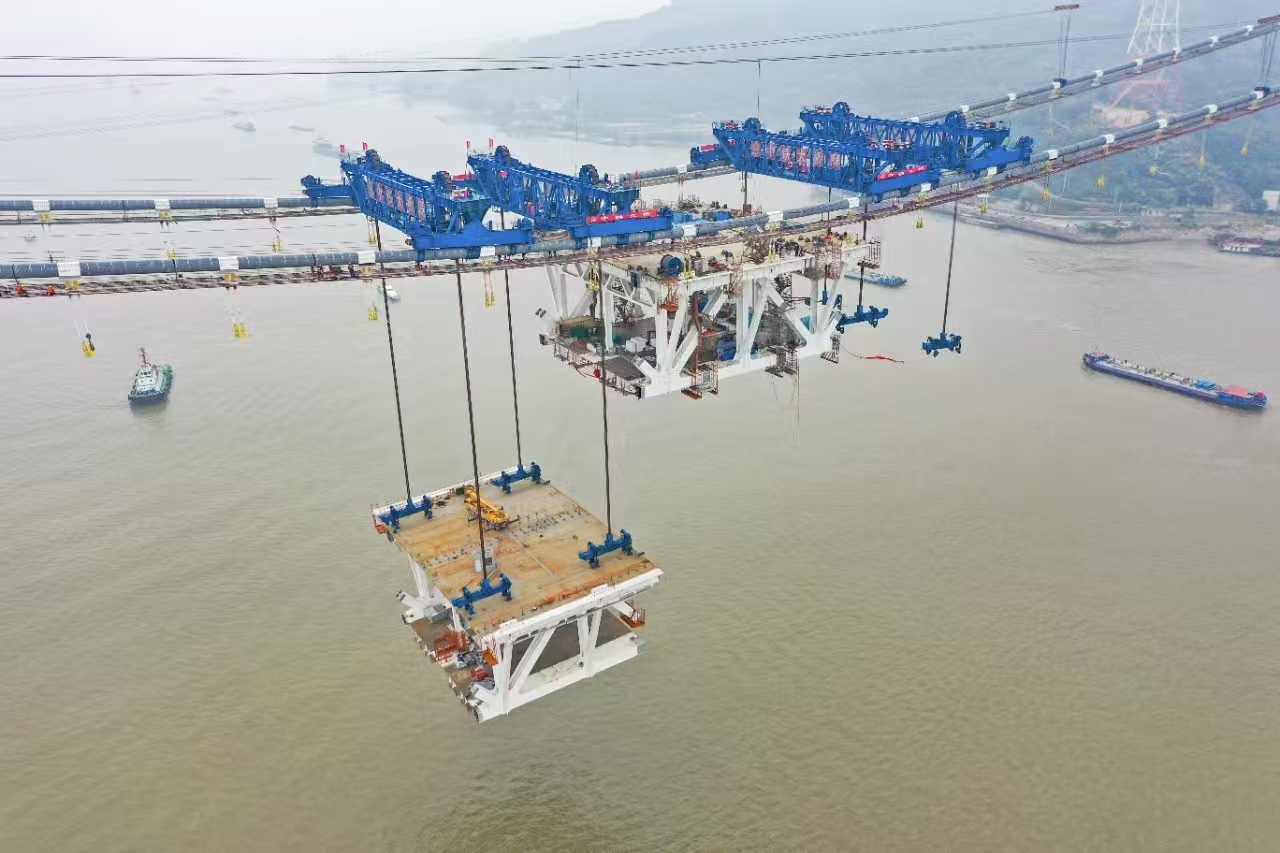 開(kāi)局“十五五”，人民日?qǐng)?bào)整版點(diǎn)贊