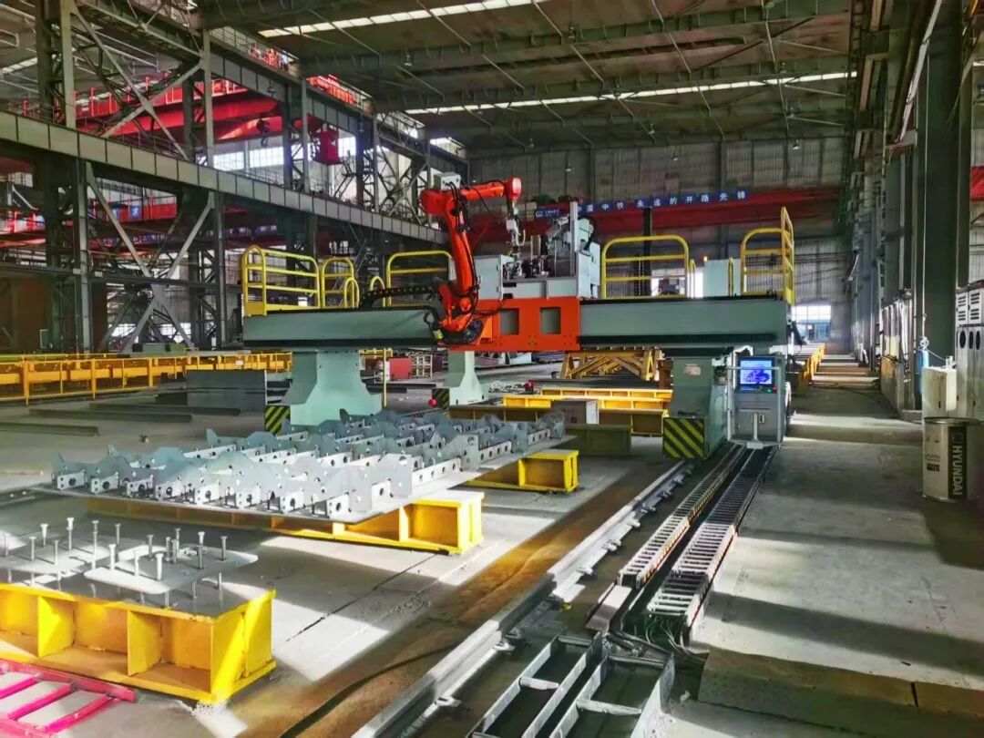 世界最大跨徑雙層懸索橋獅子洋大橋主塔封頂 世界最大跨徑雙層懸索橋獅子洋大橋主塔封頂