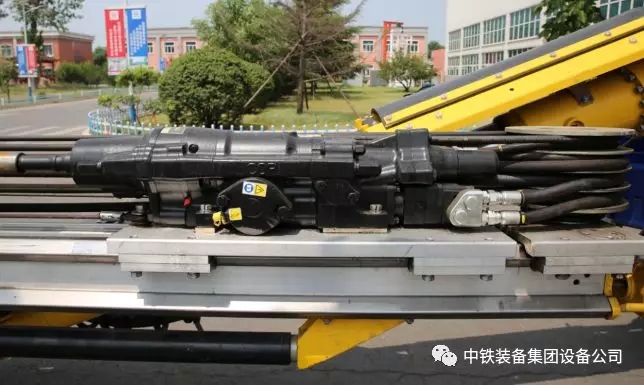 隧道施工神器———中鐵裝備三臂鑿巖臺車 隧道施工神器———中鐵裝備三臂鑿巖臺車