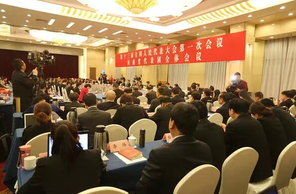 中國制造如何推動品質(zhì)革命?王杜娟代表為您介紹中鐵工業(yè)方案 中國制造如何推動品質(zhì)革命?王杜娟代表為您介紹中鐵工業(yè)方案