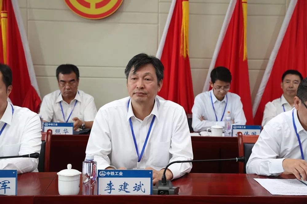中鐵高新工業股份有限公司工會第一次代表大會勝利召開 中鐵高新工業股份有限公司工會第一次代表大會勝利召開