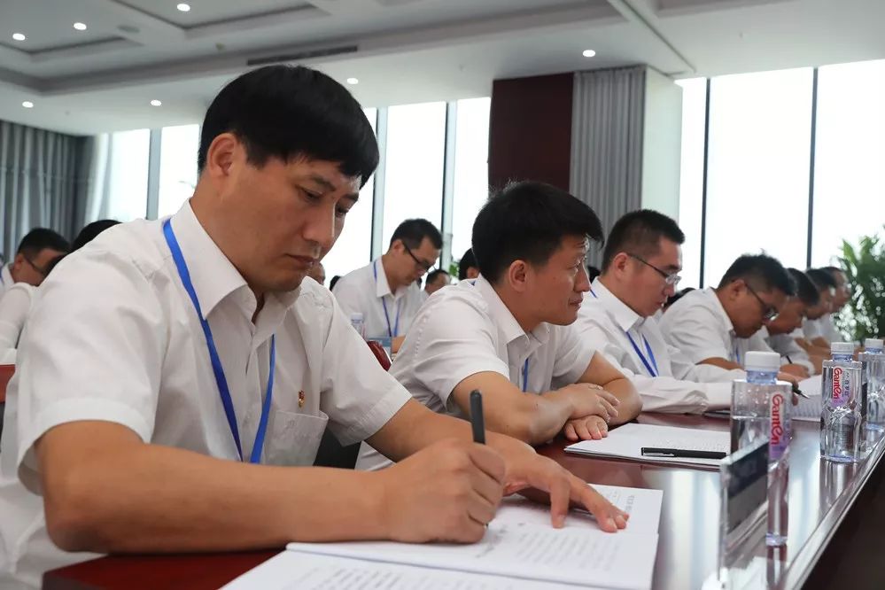 中鐵高新工業股份有限公司工會第一次代表大會勝利召開 中鐵高新工業股份有限公司工會第一次代表大會勝利召開